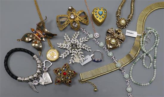 A quantity of mixed jewellery including silver and costume.
